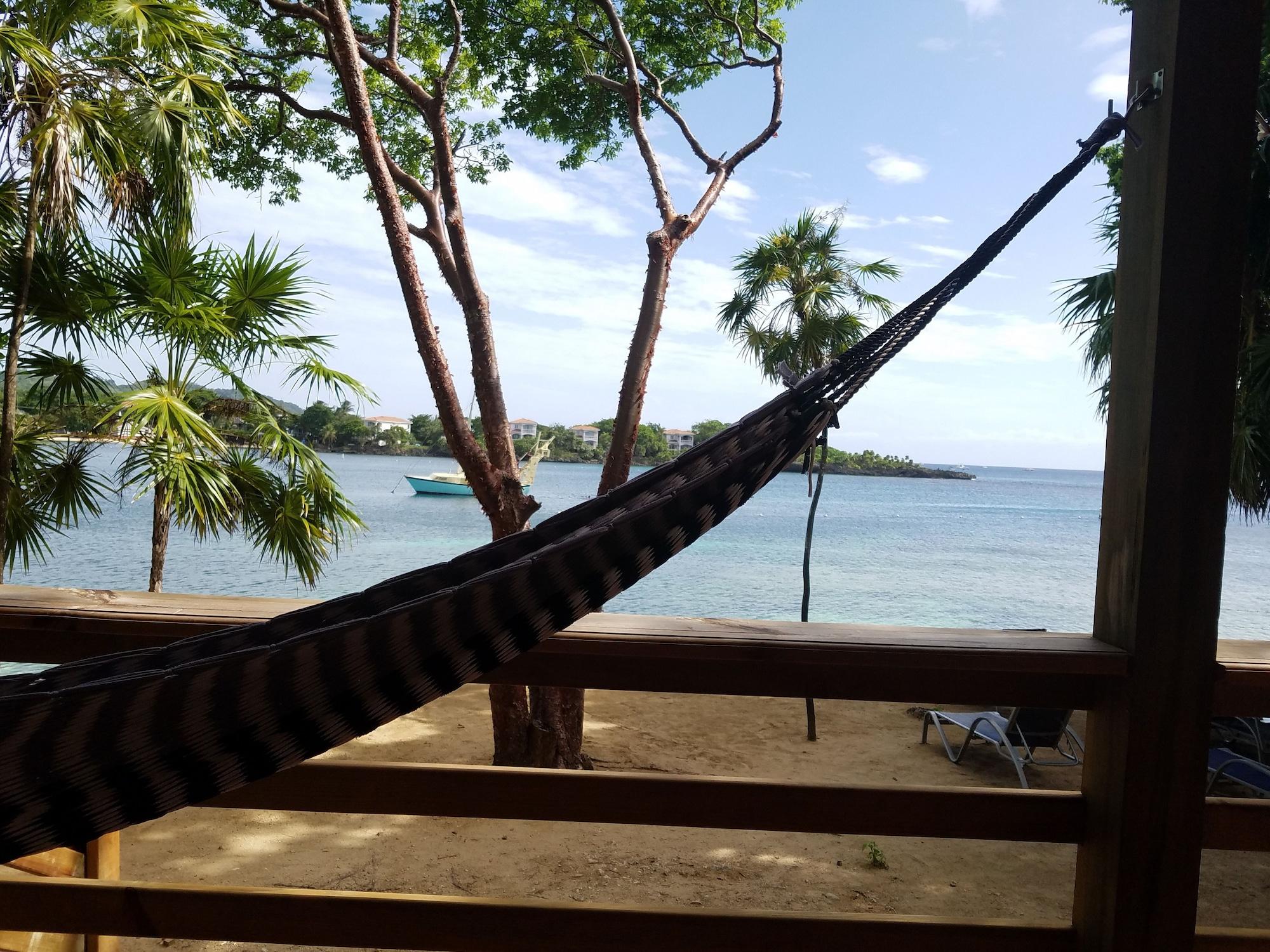 Half Moon Resort (Adults Only) West End Ngoại thất bức ảnh