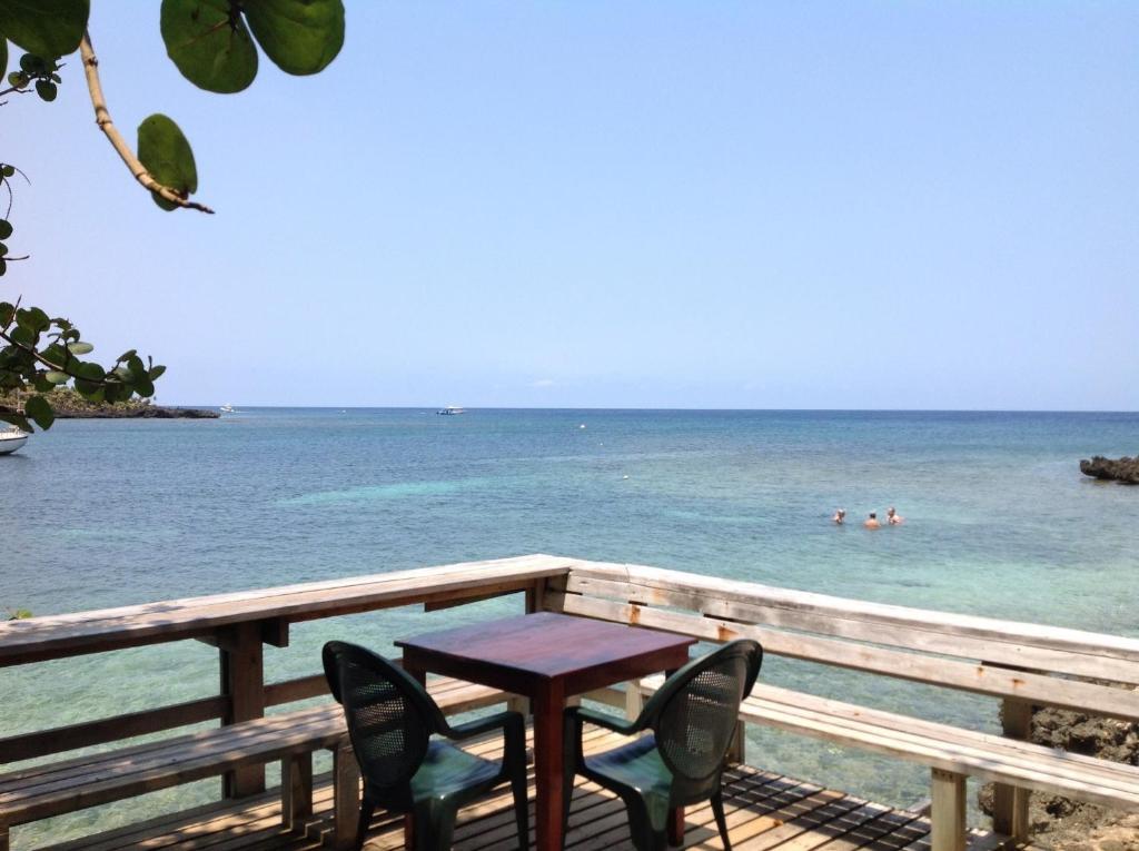 Half Moon Resort (Adults Only) West End Ngoại thất bức ảnh